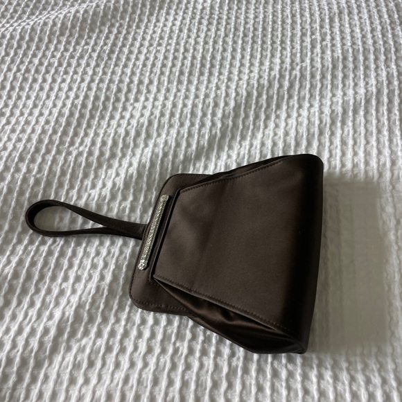 Elegant Brown Evening Clutch - Picture 2 of 10